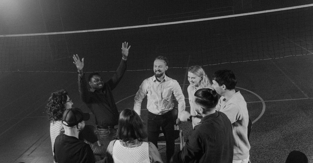 金山云实名账号：短信验证码的收入来源