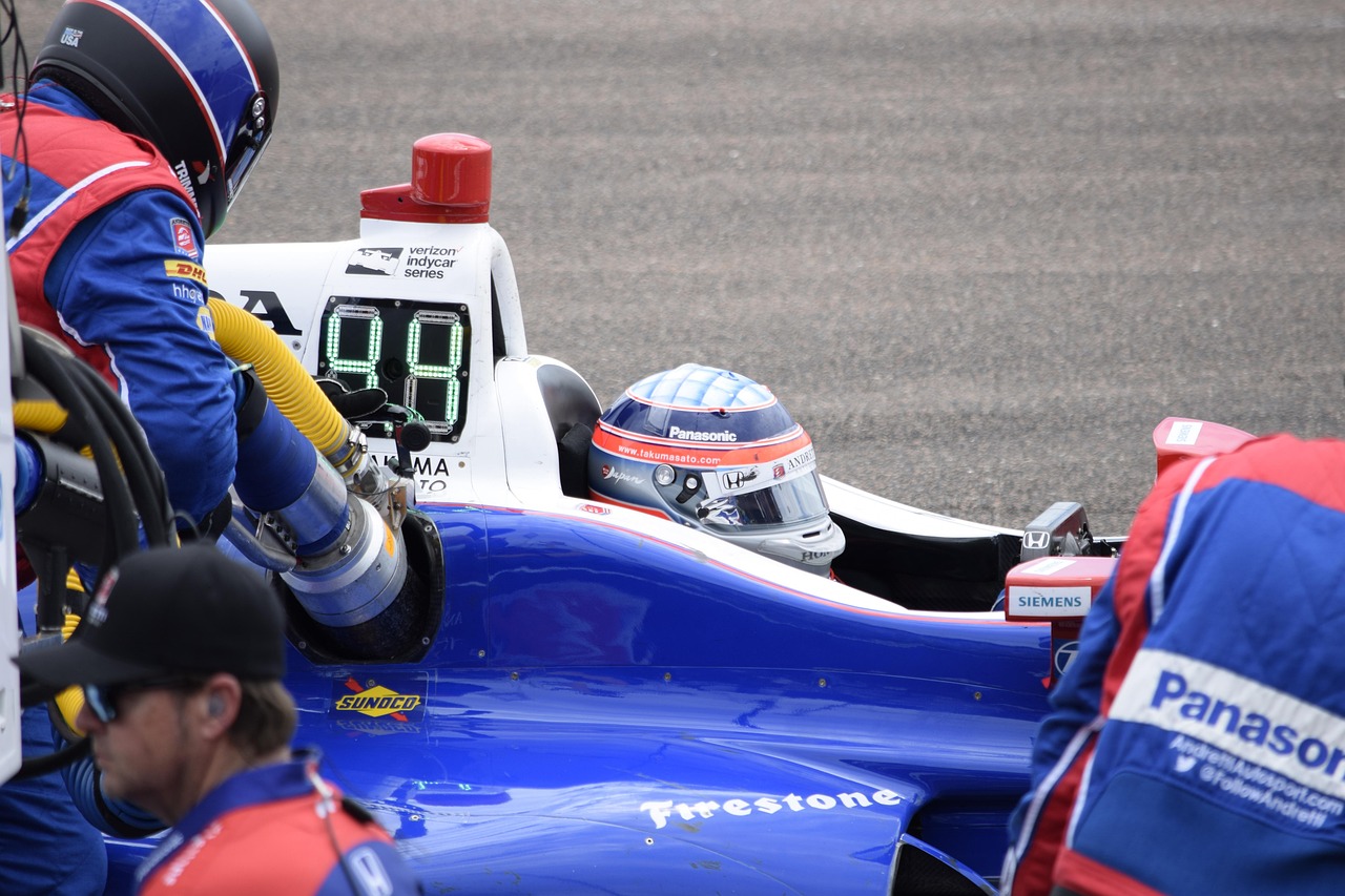 如何使用影响力卡片进行附属营销以利用SEO